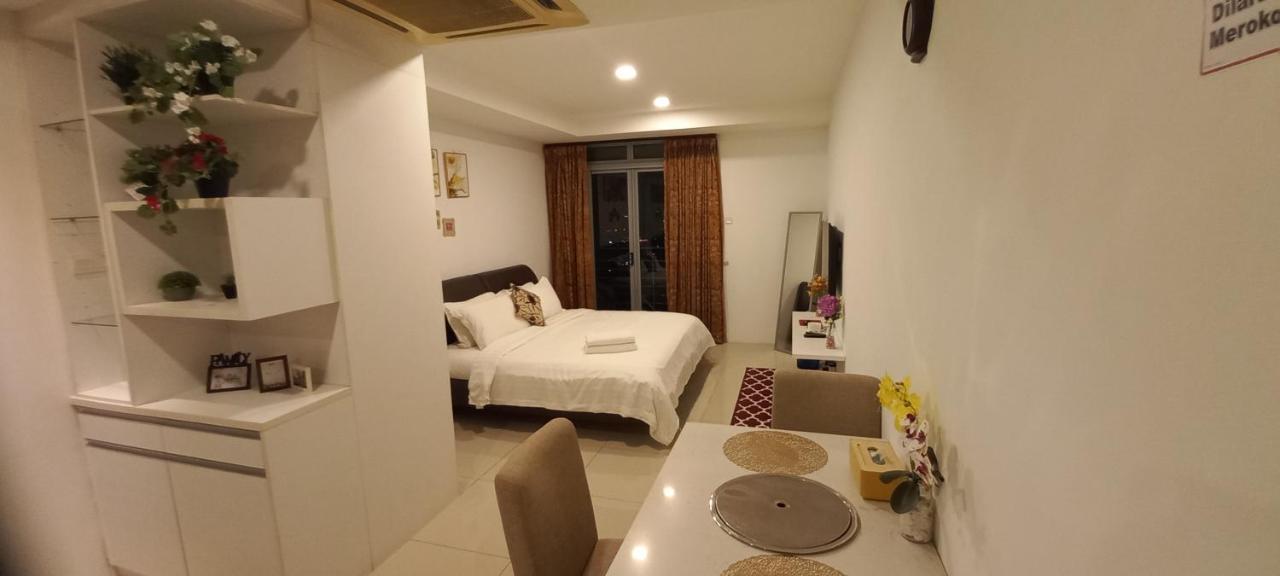 Taragon Bbcc Apartment Kuala Lumpur Exterior photo